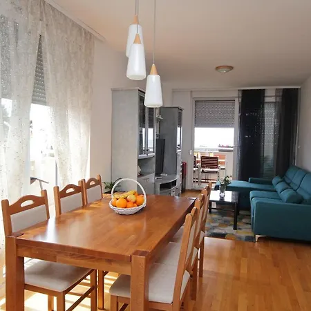 Marinovic 아파트 마카르스카